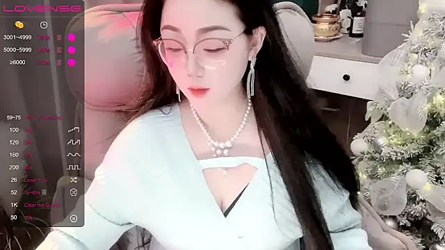 Snapshot of Monica-666888- chatting on 12/17/25, 03:23 Monica-666888- online show from 12/17/25, 03:23