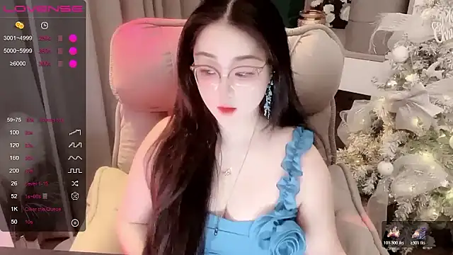 Snapshot of Monica-666888- chatting on 02/08/26, 04:43 Monica-666888- online show from 02/08/26, 04:43