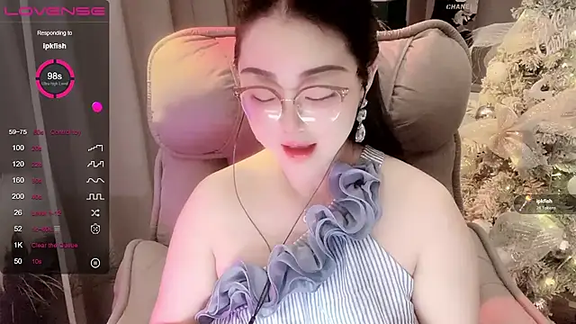 Snapshot of Monica-666888- chatting on 04/07/26, 08:31 Monica-666888- online show from 04/07/26, 08:31