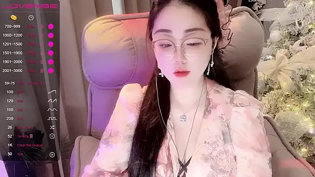 Snapshot of Monica-666888- chatting on 04/09/26, 06:19 Monica-666888- online show from 04/09/26, 06:19