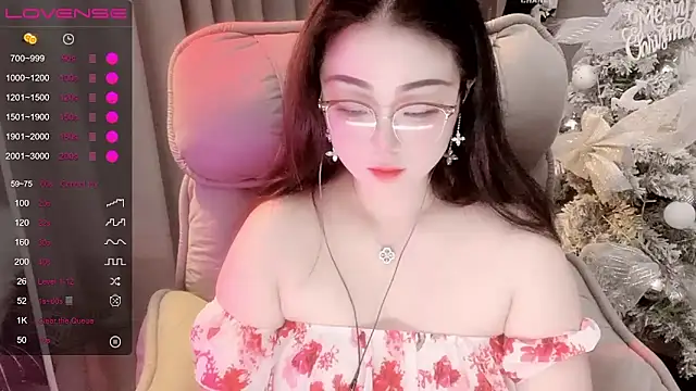 Snapshot of Monica-666888- chatting on 04/13/26, 08:36 Monica-666888- online show from 04/13/26, 08:36