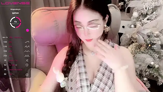 Snapshot of Monica-666888- chatting on 04/16/26, 08:09 Monica-666888- online show from 04/16/26, 08:09