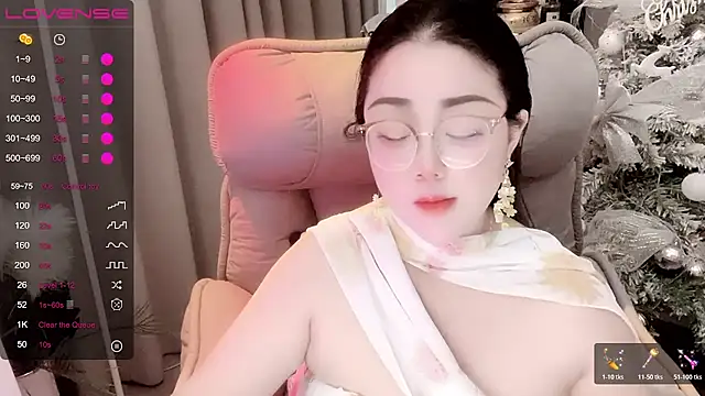 Snapshot of Monica-666888- chatting on 05/08/26, 05:57 Monica-666888- online show from 05/08/26, 05:57