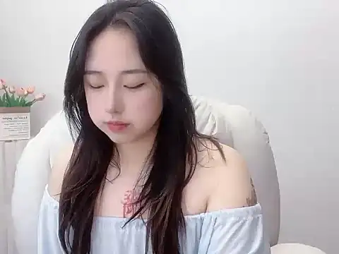 Love-hanzaizai718 online show from 10/25/25, 06:57