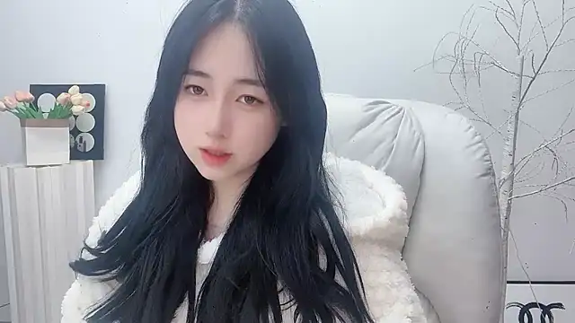 Snapshot of Love-hanzaizai718 chatting on 11/20/25, 02:17 Love-hanzaizai718 online show from 11/20/25, 02:17