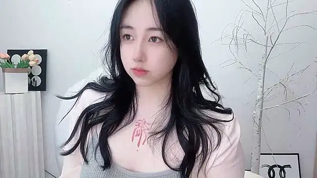 Snapshot of Love-hanzaizai718 chatting on 11/28/25, 03:04 Love-hanzaizai718 online show from 11/28/25, 03:04