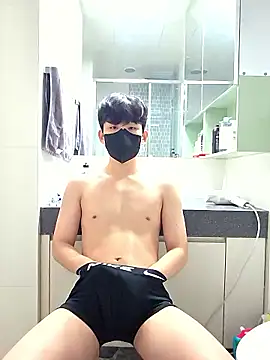 Snapshot of yanonam chatting on 11/04/25, 05:56 yanonam online show from 11/04/25, 05:56