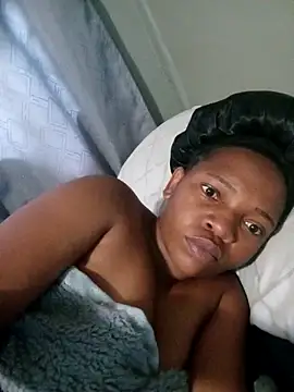 Snapshot of 09slambitch chatting on 12/19/25, 05:03 09slambitch online show from 12/19/25, 05:03