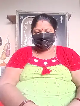 sreemamitha9 online show from 11/25/25, 12:05