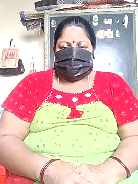 sreemamitha9 online show from 11/29/25, 04:26