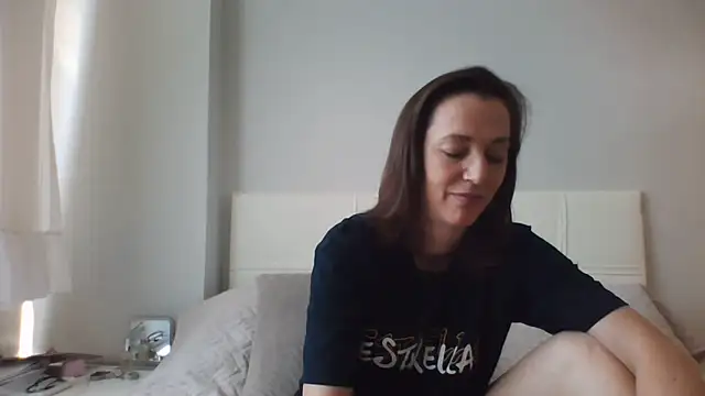 Snapshot of ArianaStarr chatting on 06/15/26, 06:48 ArianaStarr online show from 06/15/26, 06:48