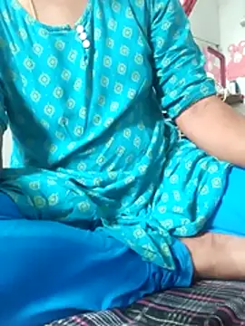 Snapshot of vedha4112telugu chatting on 04/18/26, 11:47 vedha4112telugu online show from 04/18/26, 11:47