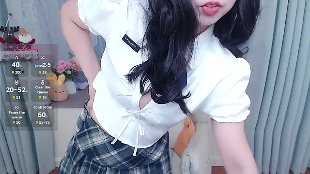 Snapshot of Xiaodie-baby chatting on 06/24/26, 04:00 Xiaodie-baby online show from 06/24/26, 04:00