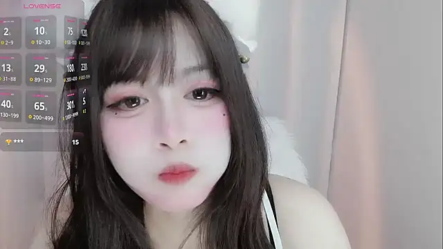 Snapshot of -zhuzhu-999- chatting on 05/17/26, 03:52 -zhuzhu-999- online show from 05/17/26, 03:52