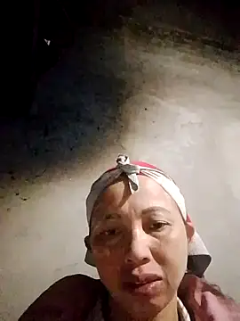 TRIEUTRIEU20 online show from 10/25/25, 12:23