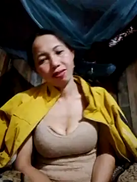 TRIEUTRIEU20 online show from 10/28/25, 02:31