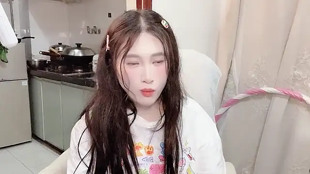 Snapshot of anna-888- chatting on 12/19/25, 05:53 anna-888- online show from 12/19/25, 05:53