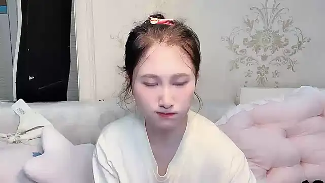 Snapshot of anna-888- chatting on 04/09/26, 01:27 anna-888- online show from 04/09/26, 01:27