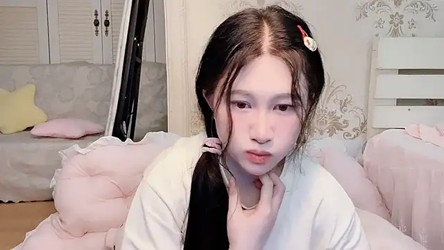 Snapshot of anna-888- chatting on 05/28/26, 12:52 anna-888- online show from 05/28/26, 12:52