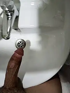 Mrjosh048 online show from 10/23/25, 01:32