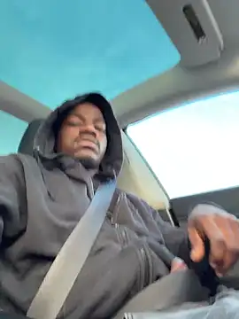 cjbuckkz11 online show from 11/28/25, 10:12