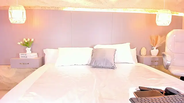 AmyColman  online show from 04/17/26, 12:08