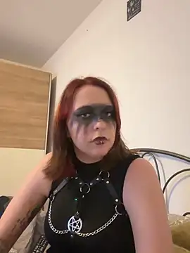 Latexaddictx  online show from 10/31/25, 06:20