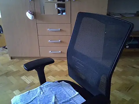 Snapshot of delayclose__ chatting on 02/01/26, 01:42 delayclose online show from 02/01/26, 01:42