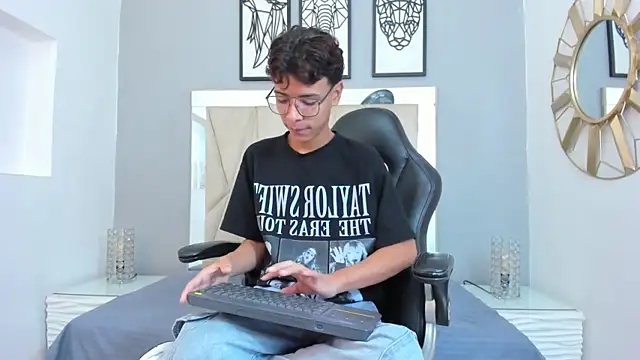 adams bobby online show from 11/21/25, 11:31