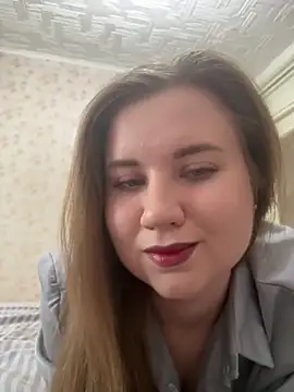 Snapshot of AleksiyaHot chatting on 04/29/26, 12:20 AleksiyaHot online show from 04/29/26, 12:20