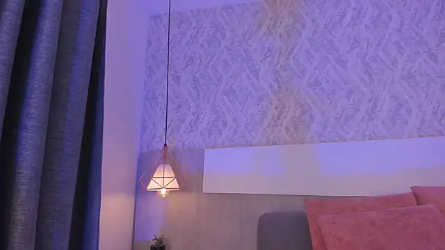 Snapshot of Vittoria__rossi chatting on 04/18/26, 07:58 Vittoria rossi online show from 04/18/26, 07:58