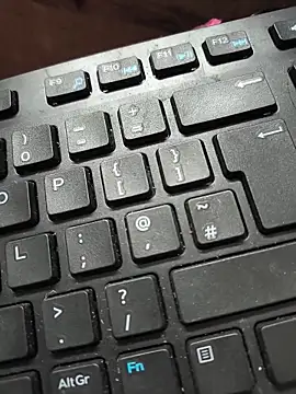 HOTBOY1852 online show from 10/23/25, 08:18