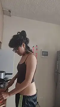 Snapshot of Neciaa chatting on 04/10/26, 04:23 Neciaa online show from 04/10/26, 04:23