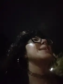 Snapshot of Neciaa chatting on 04/25/26, 01:52 Neciaa online show from 04/25/26, 01:52