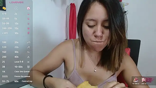 LunaaMorena online show from 01/06/26, 01:15