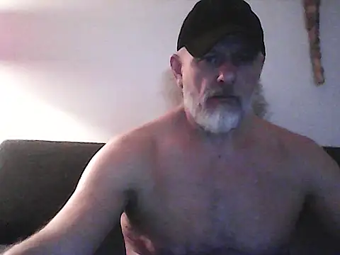 Snapshot of BroBators chatting on 05/13/26, 10:17 BroBators online show from 05/13/26, 10:17