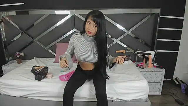 ScarlettParker online show from 11/06/25, 01:12