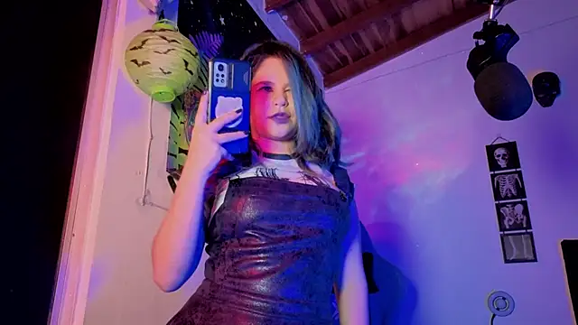 Snapshot of AshGraven chatting on 11/13/25, 05:28 AshGraven online show from 11/13/25, 05:28