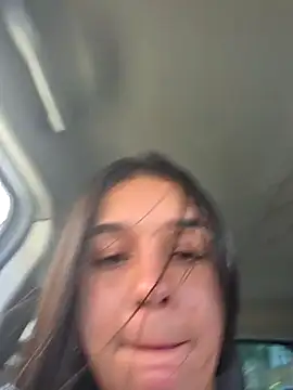 ISA NIXON online show from 12/15/25, 05:50