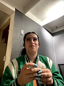 Kloe Novoa online show from 11/17/25, 12:55