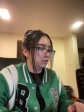 Kloe Novoa online show from 03/09/26, 12:20