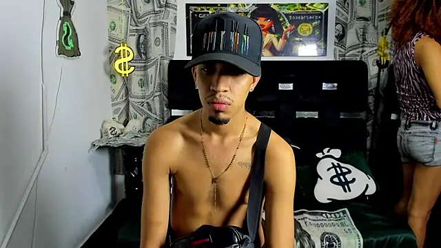 Snapshot of Horny_Duo0 chatting on 11/25/25, 03:17 Horny Duo0 online show from 11/25/25, 03:17