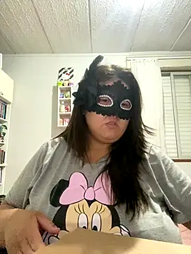 Snapshot of crazzyanne chatting on 12/16/25, 04:06 crazzyanne online show from 12/16/25, 04:06