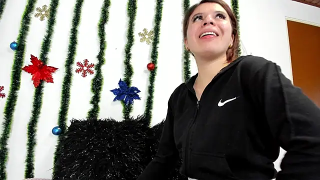 Vanessa Martinz online show from 11/20/25, 12:16