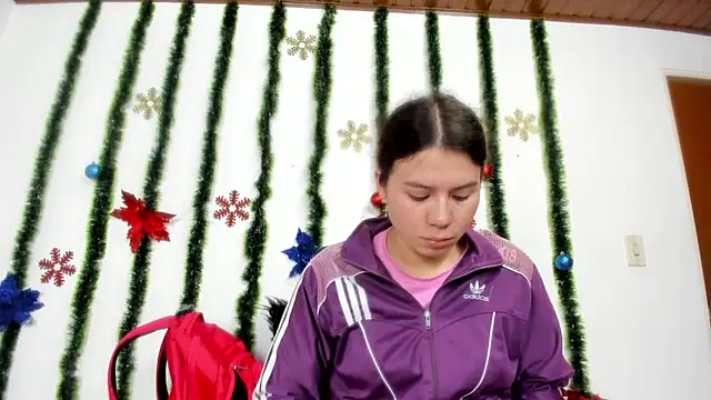 Vanessa Martinz online show from 11/26/25, 12:06