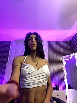 MAIILY TAY online show from 11/16/25, 12:33