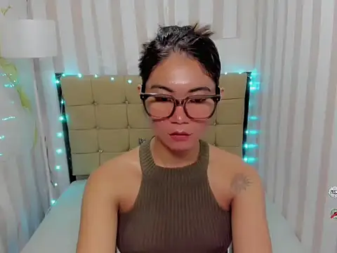 Snapshot of BigCockJade chatting on 04/17/26, 07:06 BigCockJade online show from 04/17/26, 07:06