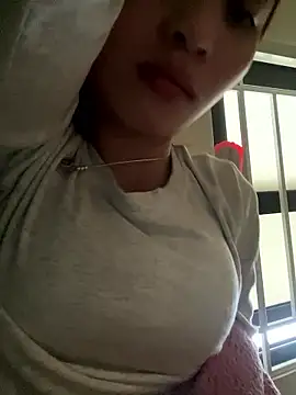 Tina x online show from 01/14/26, 12:05