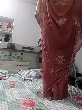 Best couple2001 online show from 11/06/25, 03:02