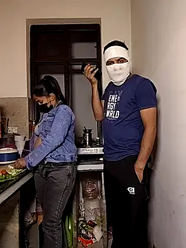 Heena-143 online show from 12/18/25, 02:56